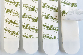 Selbstklebende Streifen